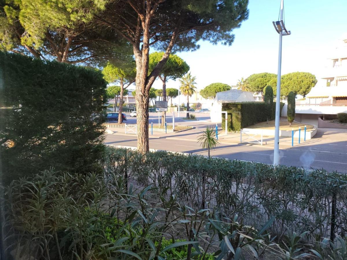 Studio Avec Loggia Entre Port, Plage Et Piscine Le Grau-du-Roi Exterior photo